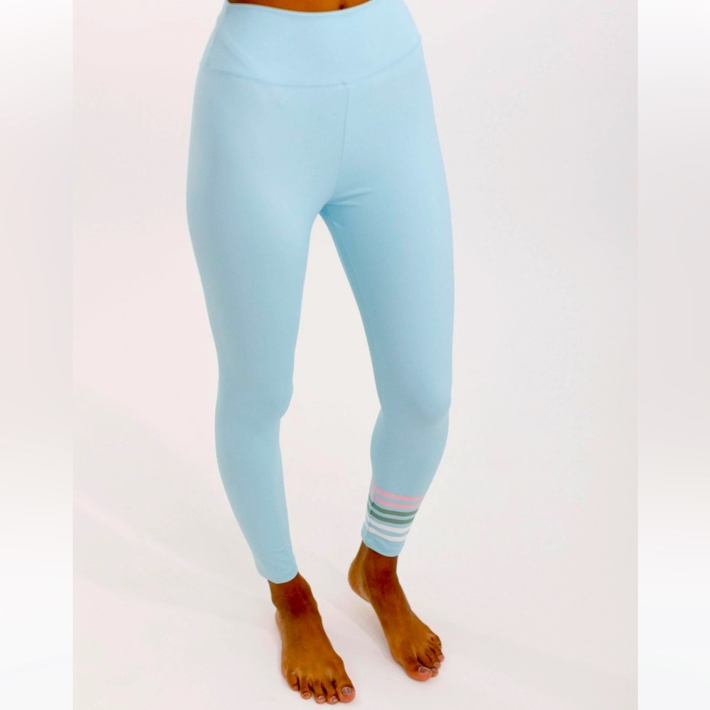 Addison Bay Every Day Legging, Size Medium.